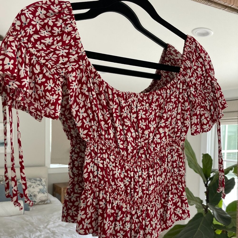 Reformation Floral Cropped Top with Cap Sleeves - XS